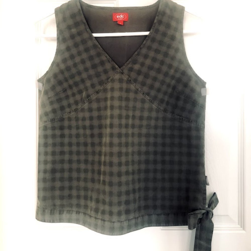 Woman ESPRIT green check blouse / top,  L